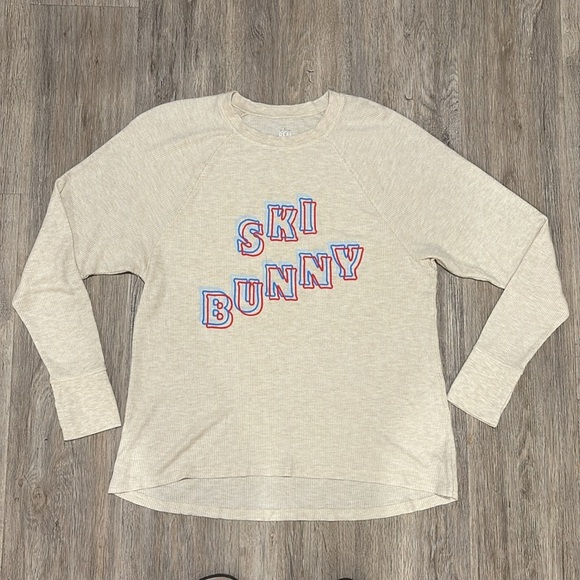 Aerie Ski Bunny Long Sleeve Thermal Shirt With Thumb Holes - Picture 2 of 14